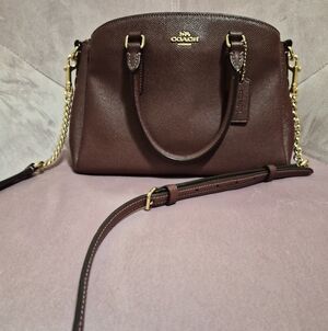 🖤 Coach 🖤 Mini Sage Caryall - Burgundy Bag - Gold Accent